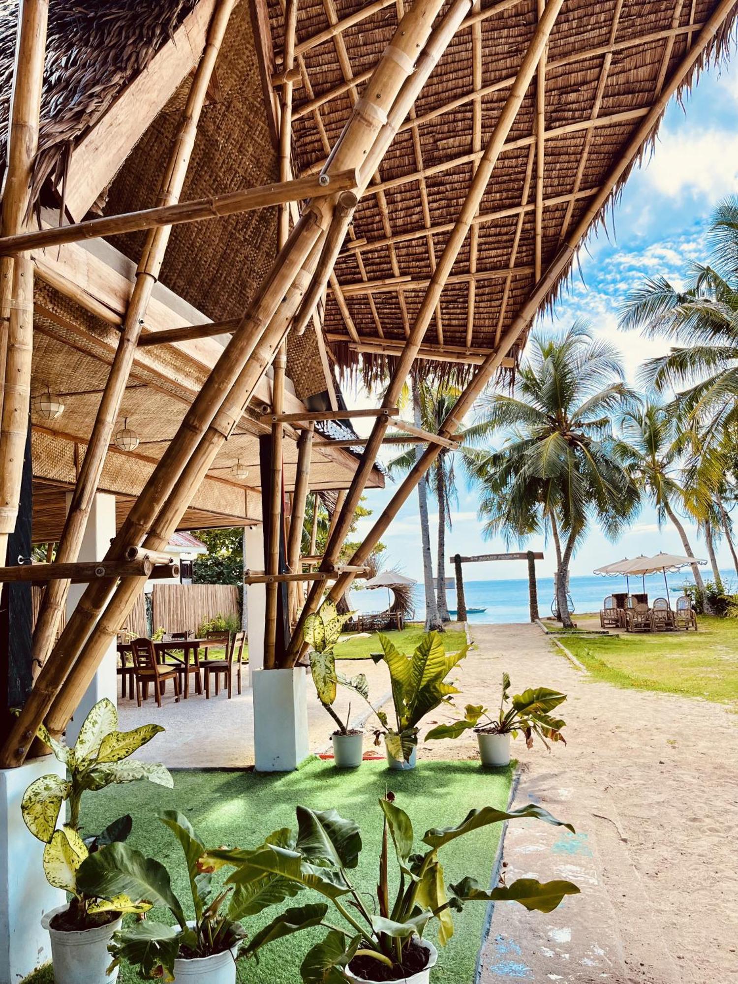On Board Panglao Beach Hostel & Resort ダオ エクステリア 写真