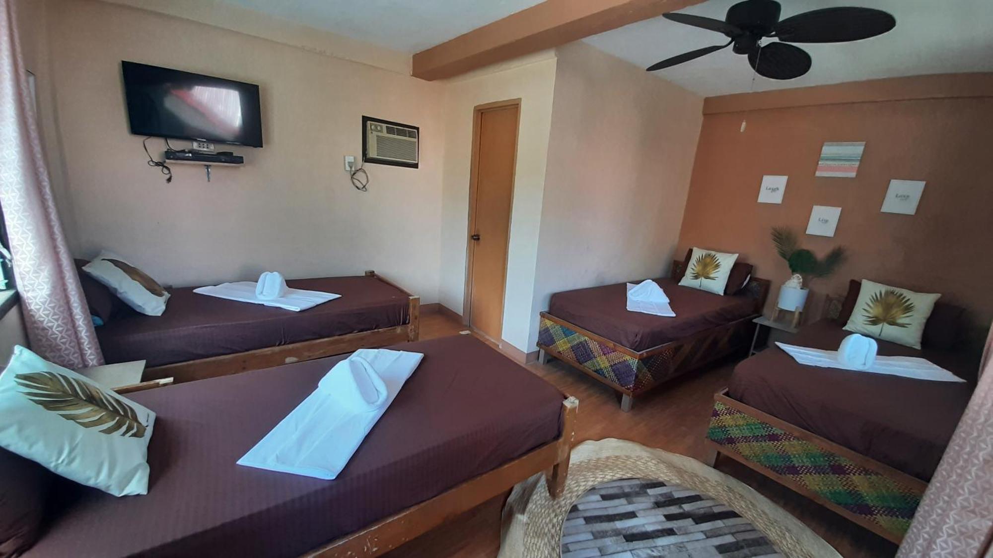 On Board Panglao Beach Hostel & Resort ダオ エクステリア 写真